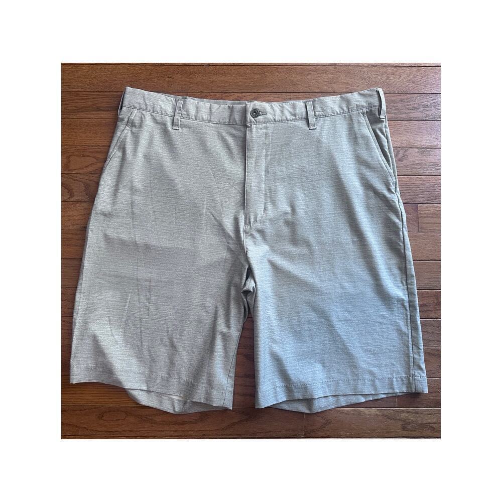 Jake Austin mens shorts size 42 Grey waist no slip grip